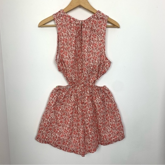 NWT American Eagle Cut-Out Romper - Picture 4 of 8